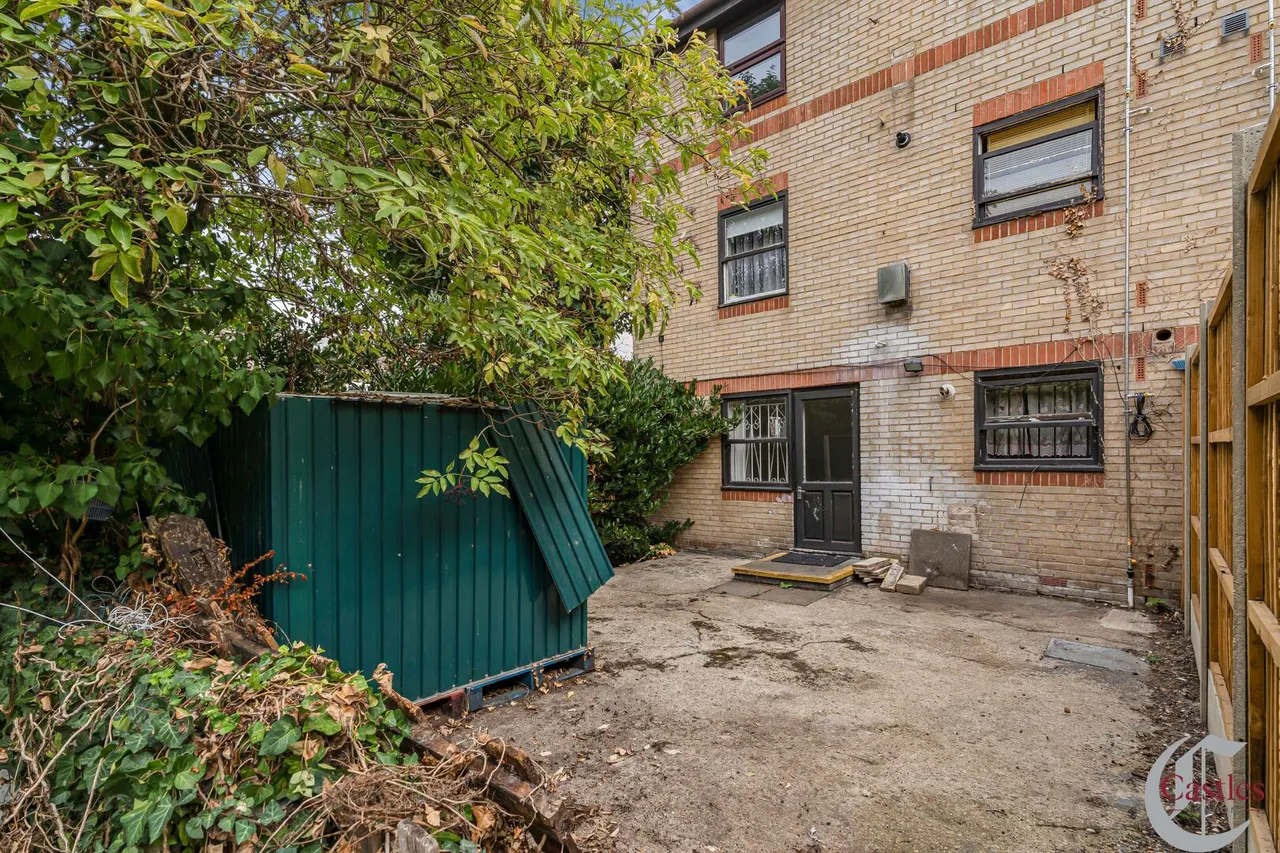Edmeston Close, London, E9, photo 14