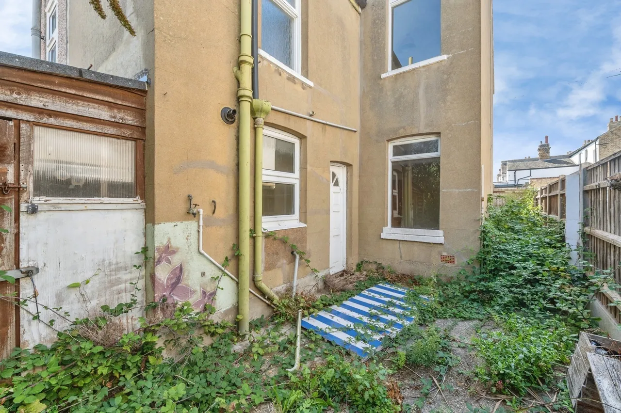 St. Andrews Road, Shoeburyness, Southend-on-Sea, Essex, SS3, photo 17