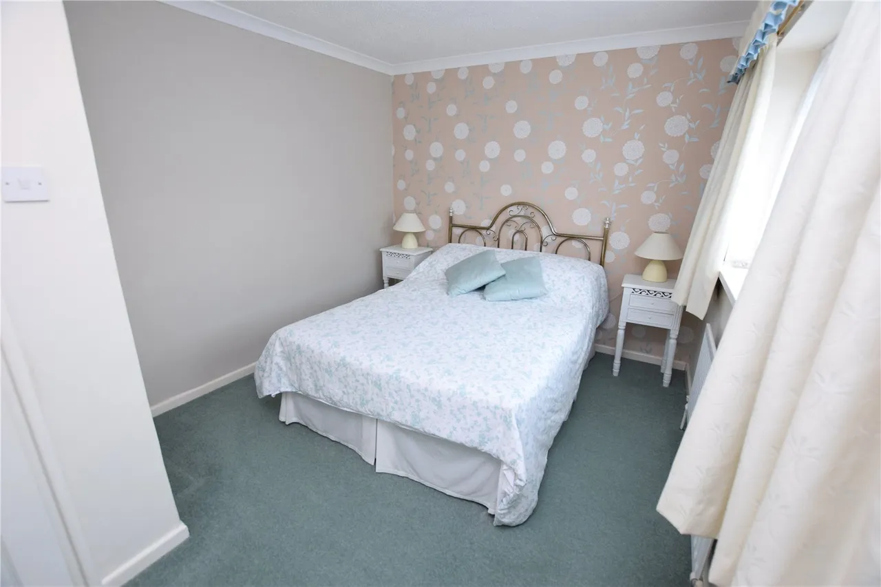 Perring Avenue, Farnborough, Hampshire, GU14 9DA, photo 17