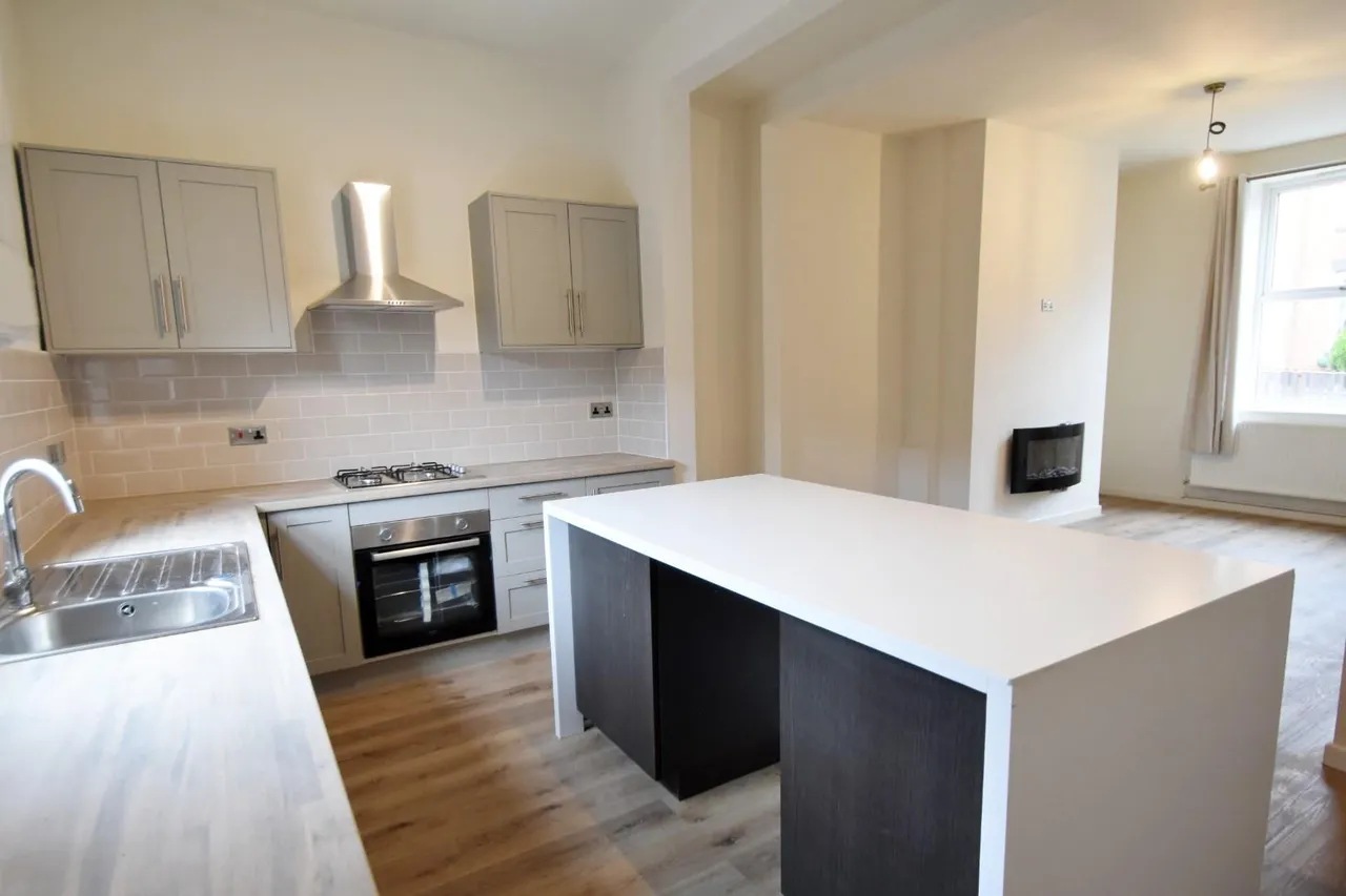 Garston Street, Bury, BL9 6EW, photo 4