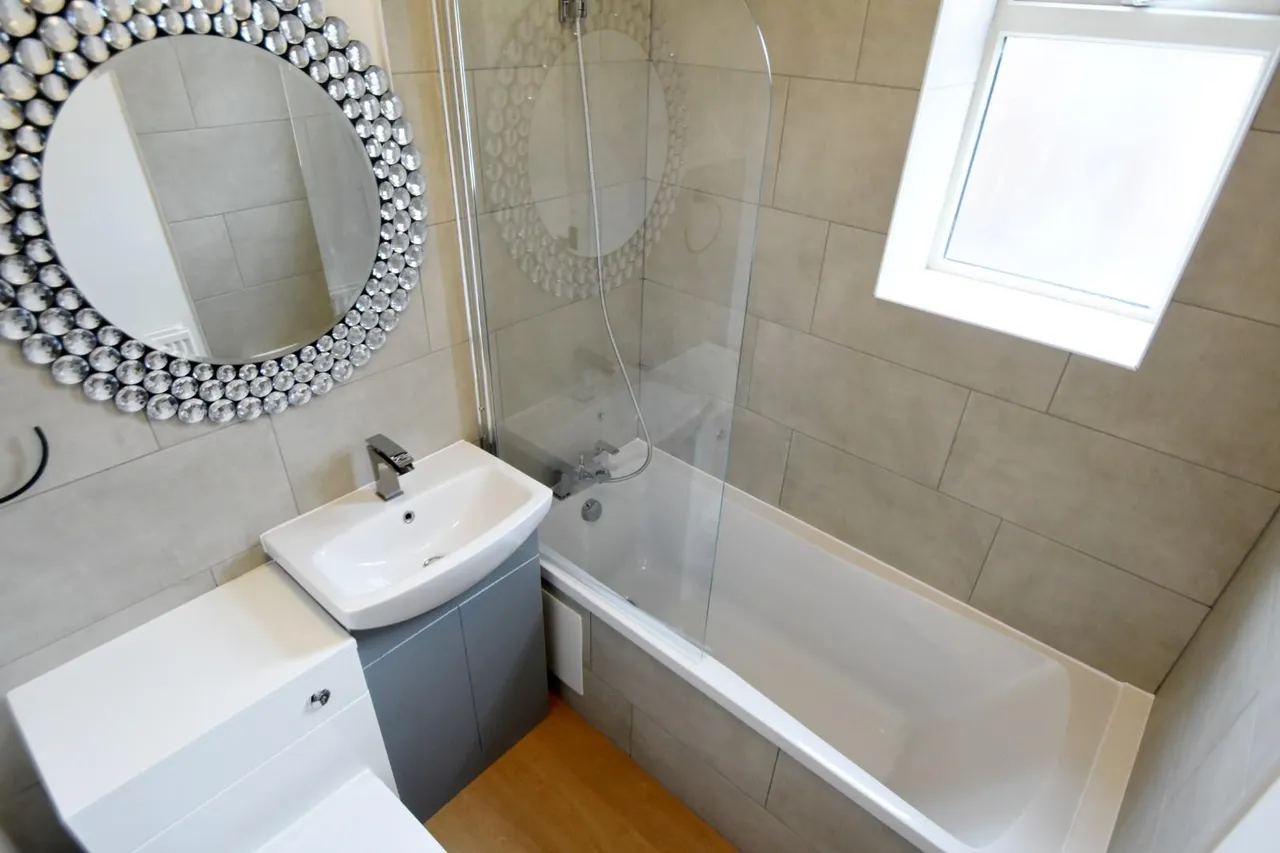 Garston Street, Bury, BL9 6EW, photo 9