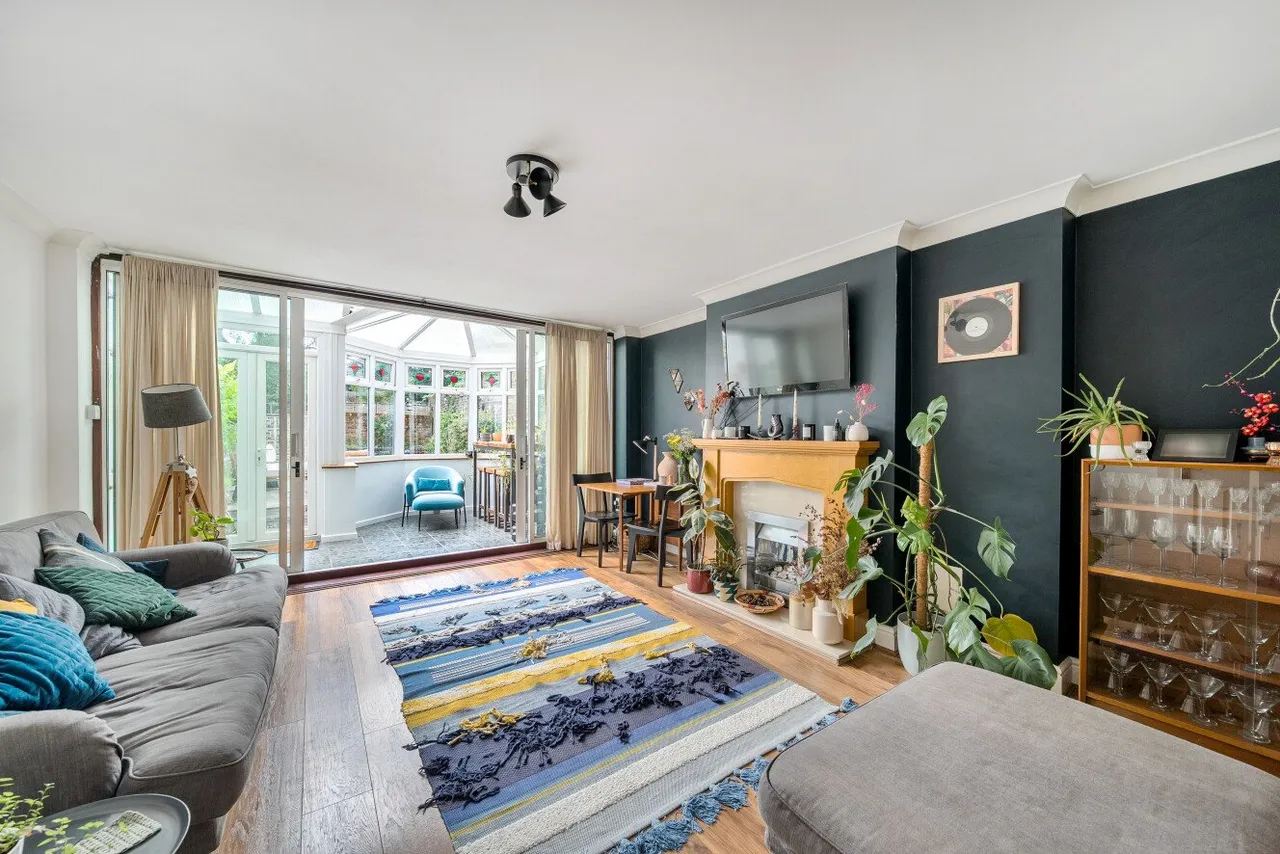 2 bed property for sale — The Maltings, Whitehorse Lane, South Norwood, SE25