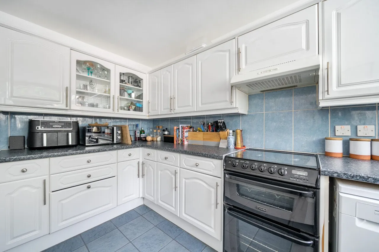 The Maltings, Whitehorse Lane, South Norwood, SE25, photo 9