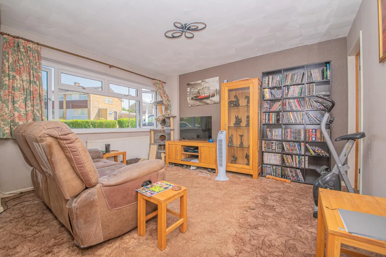 Latham Road, Fair Oak, Eastleigh, SO50 8EZ, photo 2