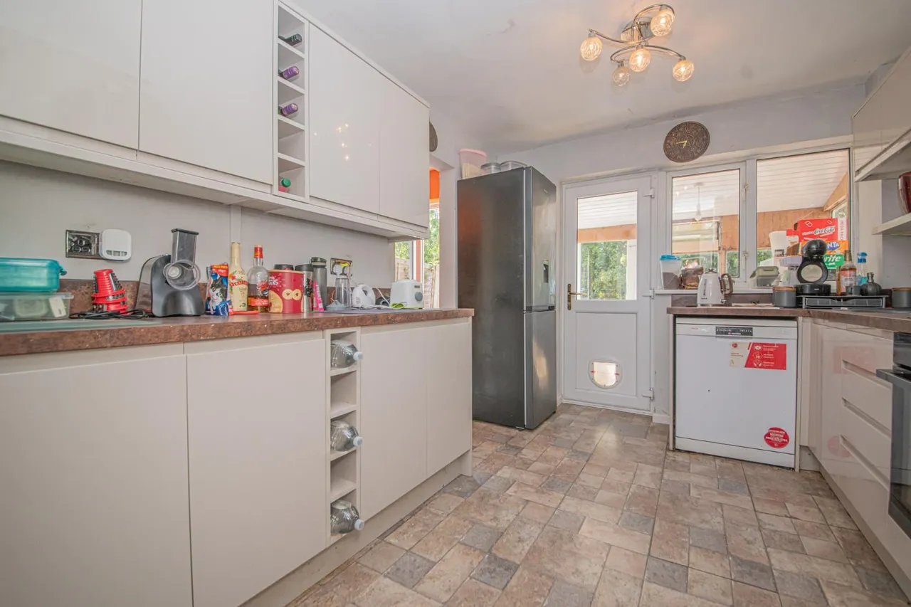 Latham Road, Fair Oak, Eastleigh, SO50 8EZ, photo 4