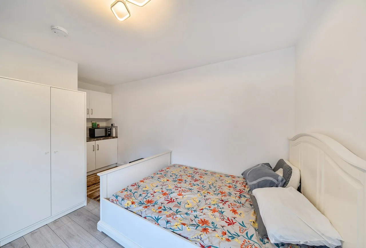 Whistler Gardens, Edgware, HA8 5TU, photo 10