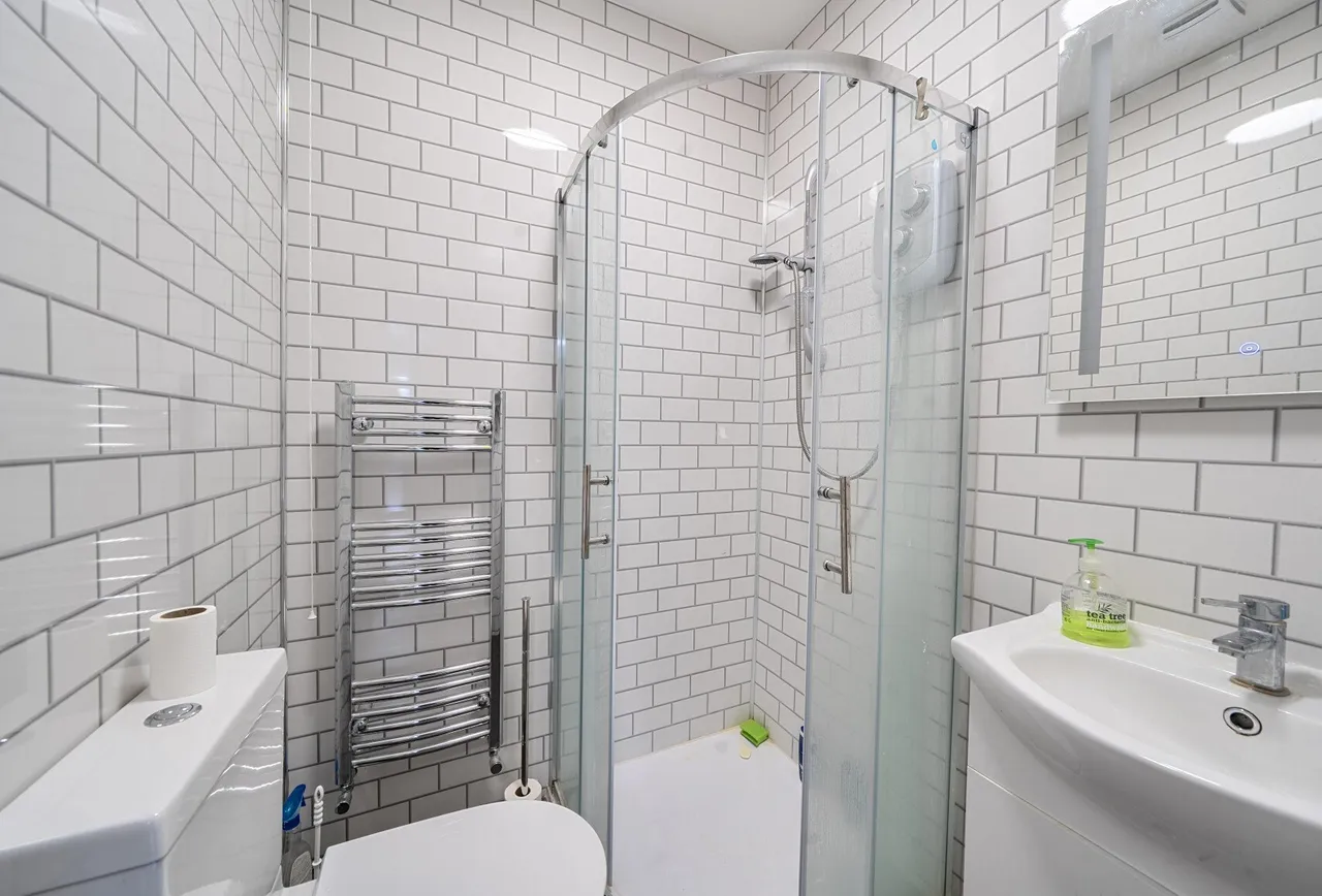 Whistler Gardens, Edgware, HA8 5TU, photo 13