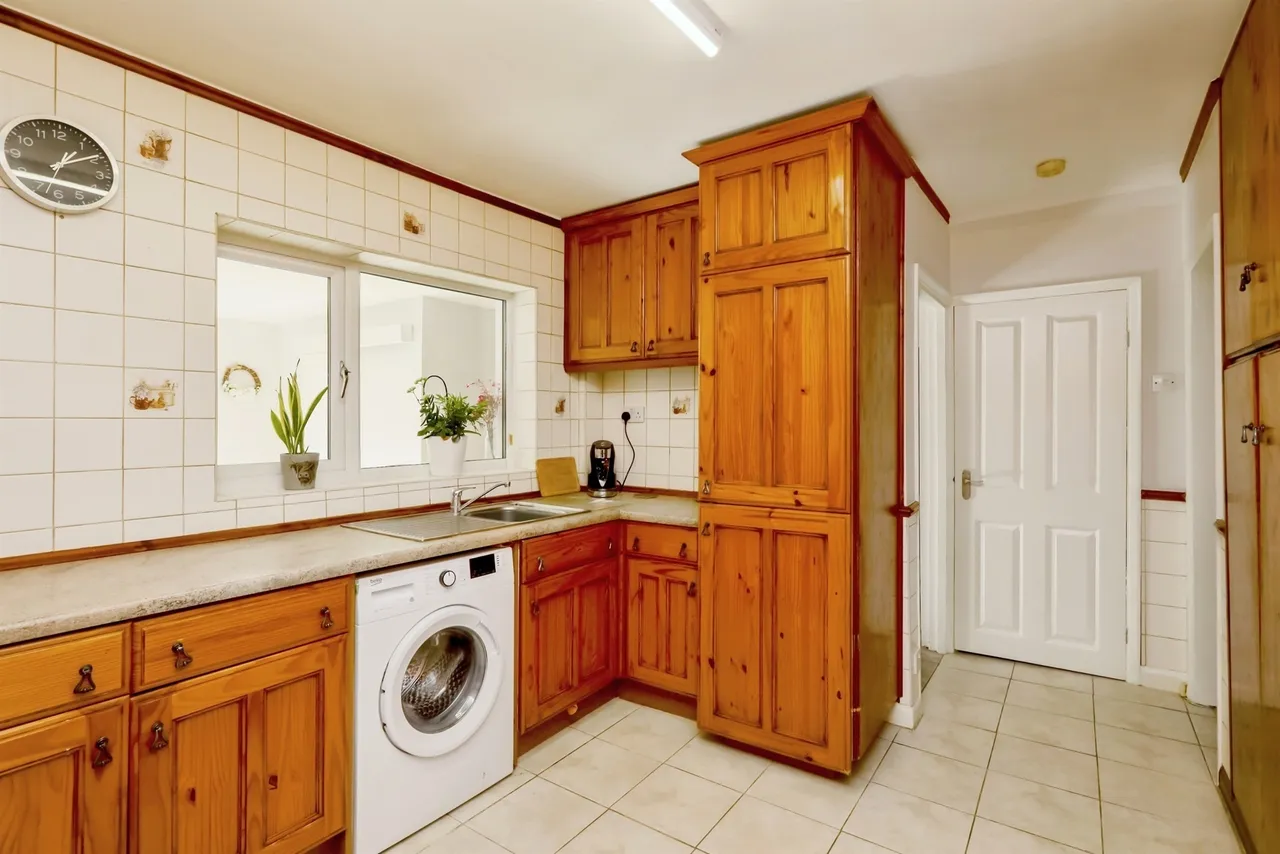 Guilthwaite Crescent, Whiston, S60, photo 12