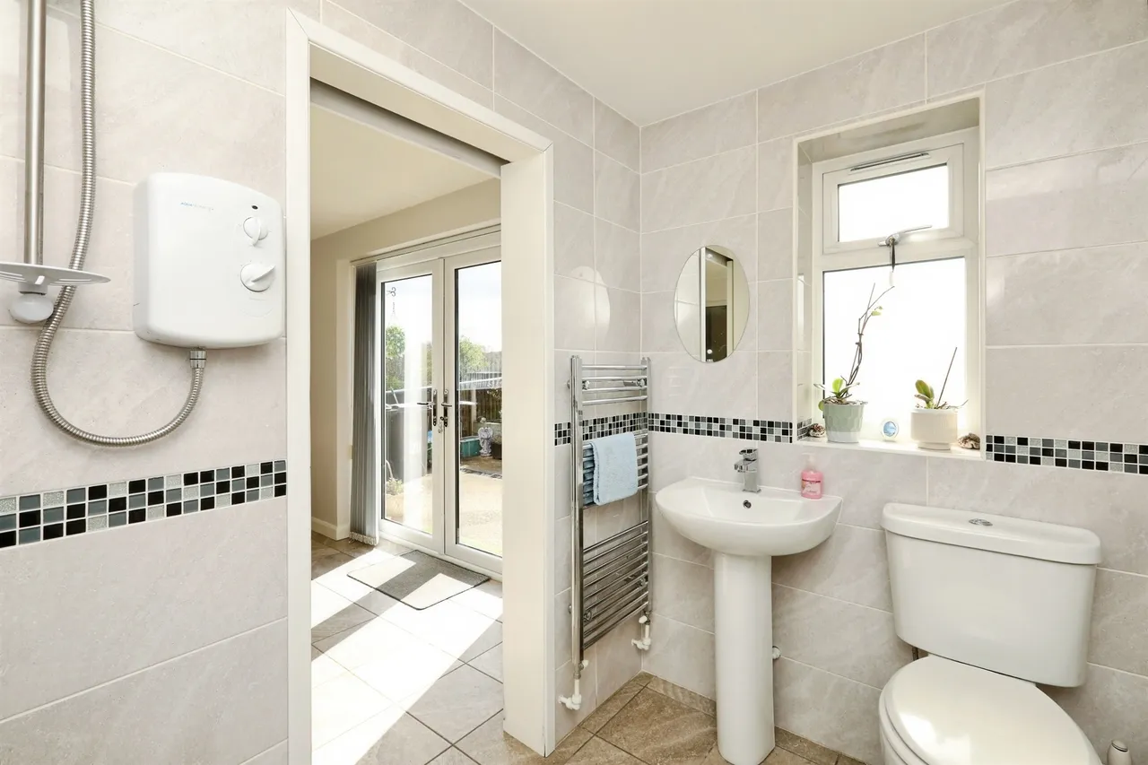 Guilthwaite Crescent, Whiston, S60, photo 13