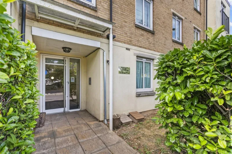 211 Worton Road, Isleworth, photo 29