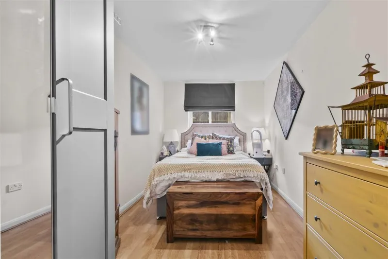 211 Worton Road, Isleworth, photo 15