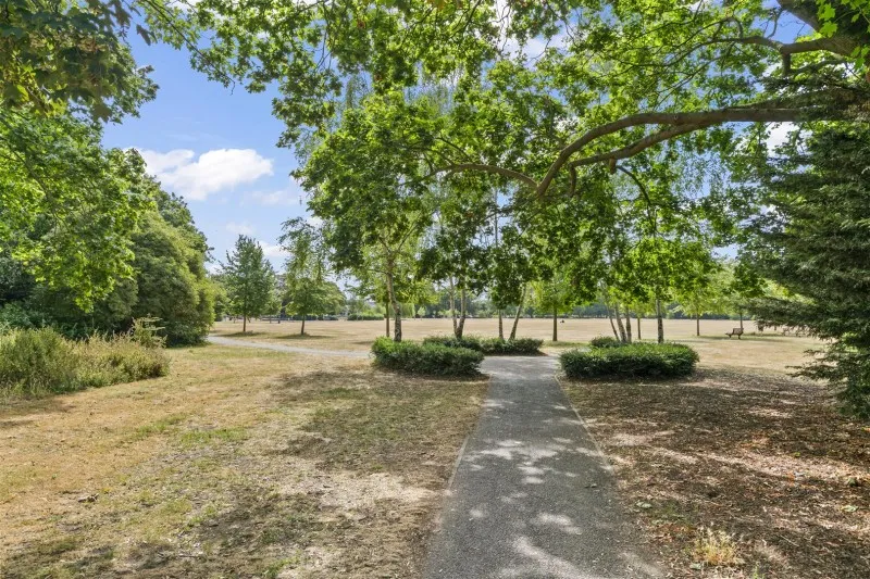 211 Worton Road, Isleworth, photo 26