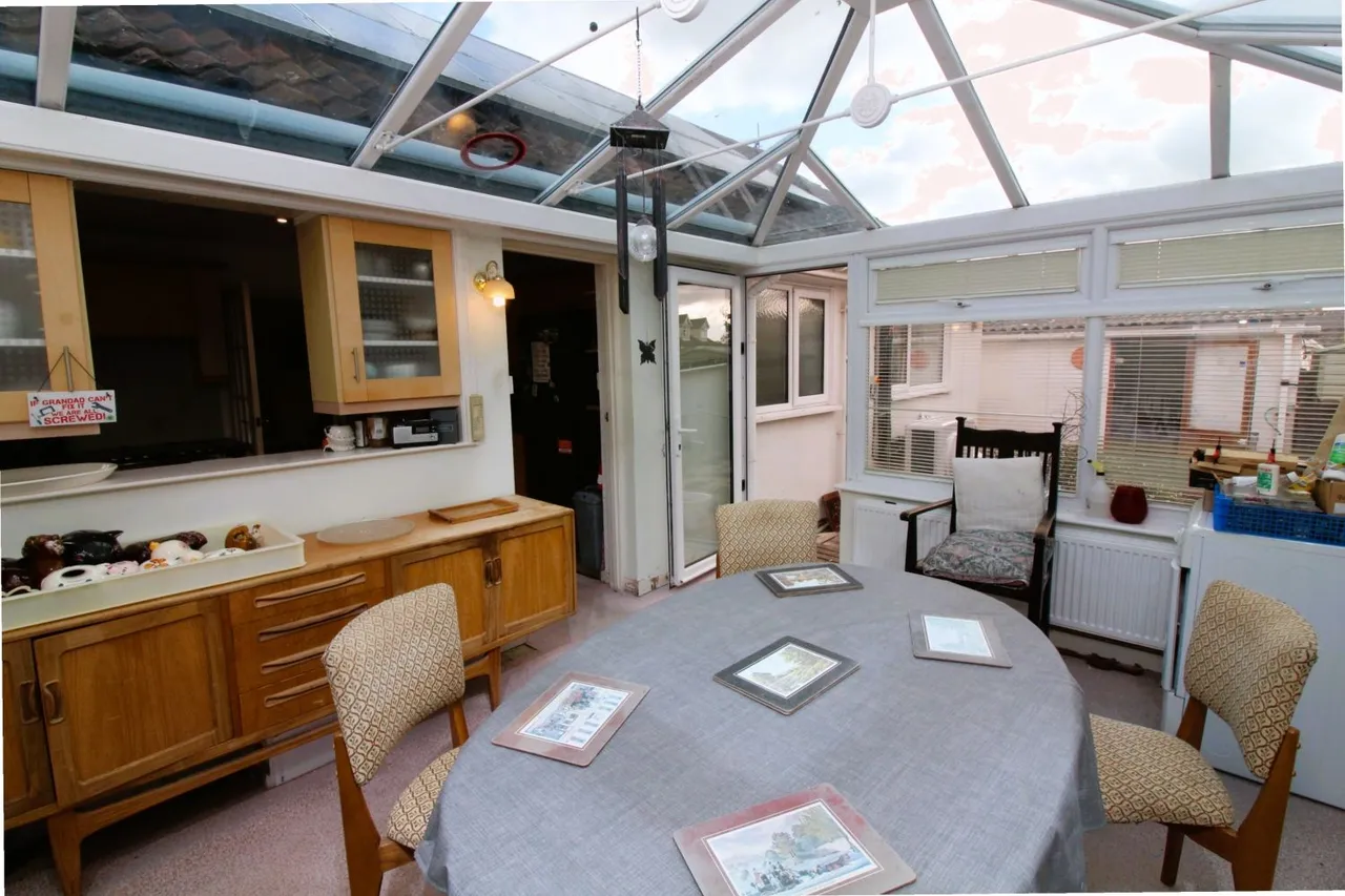 Martyn Close, Combwich, TA5, photo 11