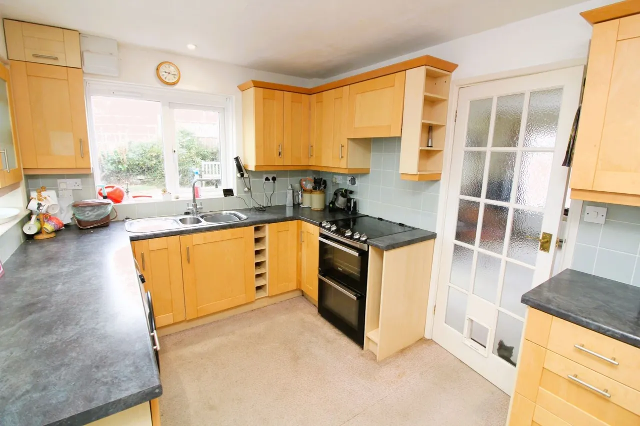 Martyn Close, Combwich, TA5, photo 2