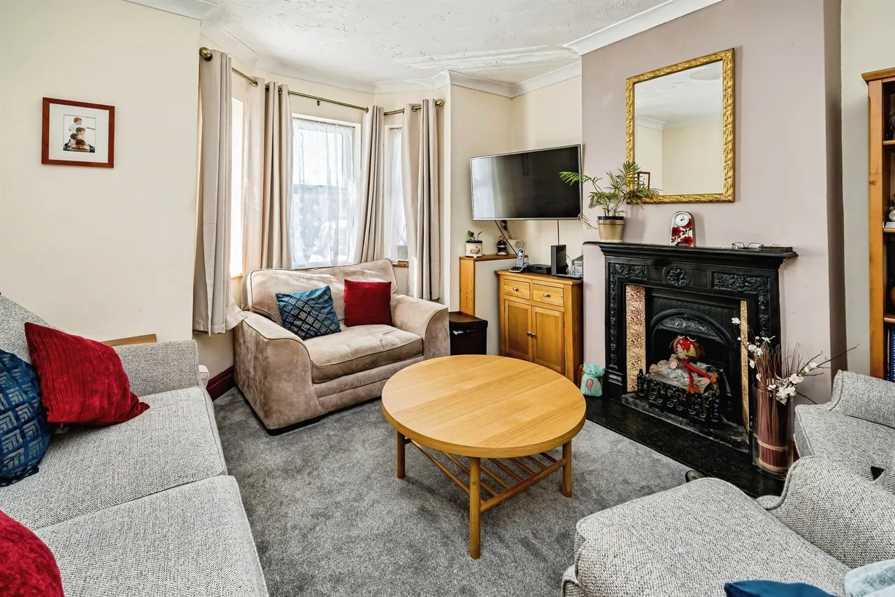 Willoughby Road, Slough, SL3, photo 4