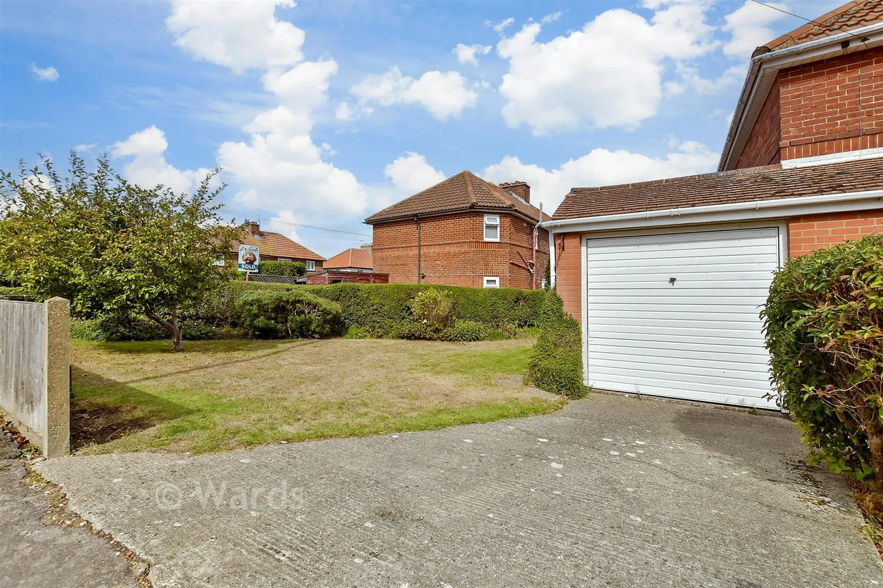 Redsull Avenue, Deal, CT14, photo 21