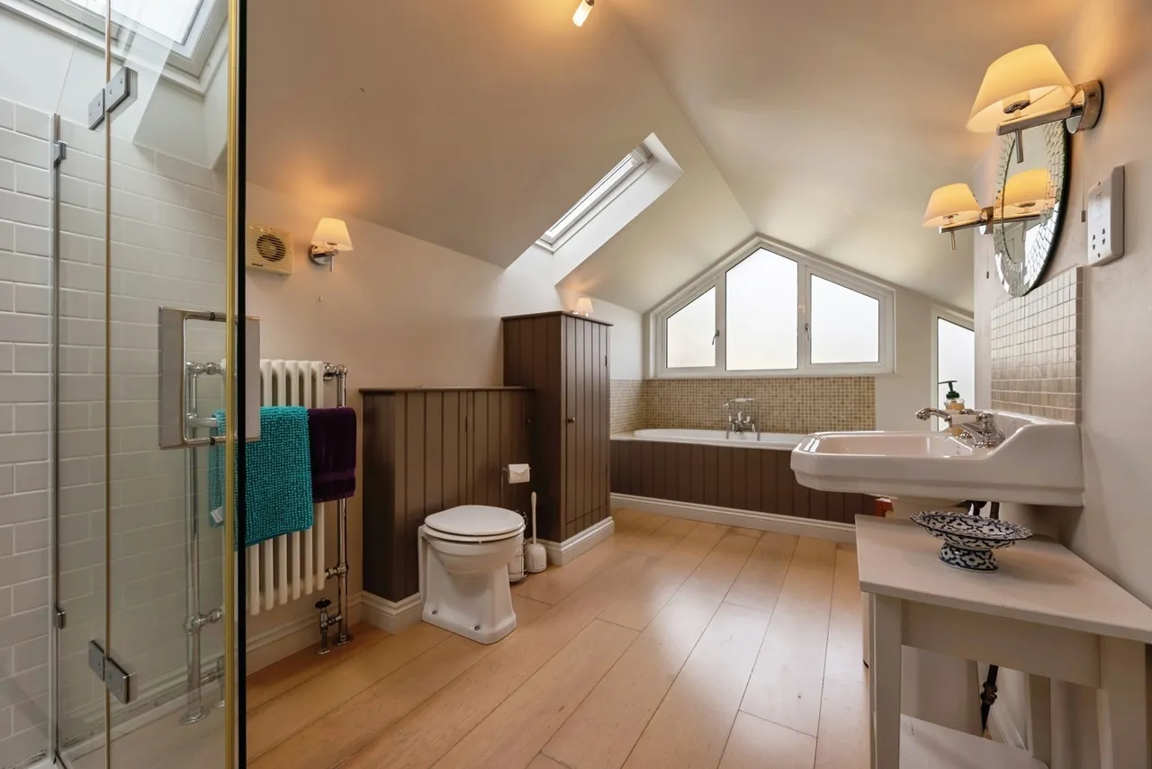Church Lane, Padstow, PL28, photo 13