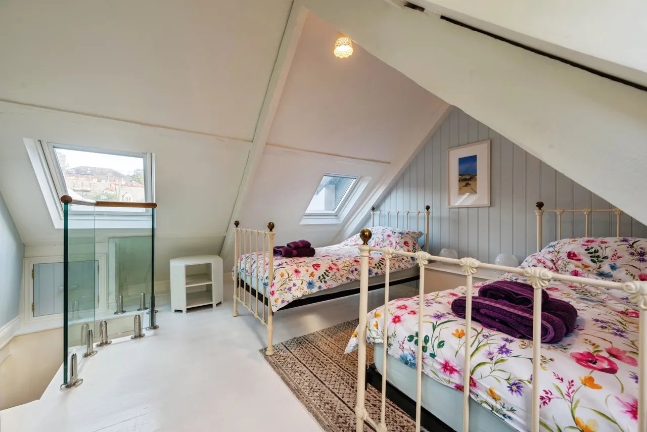 Church Lane, Padstow, PL28, photo 19