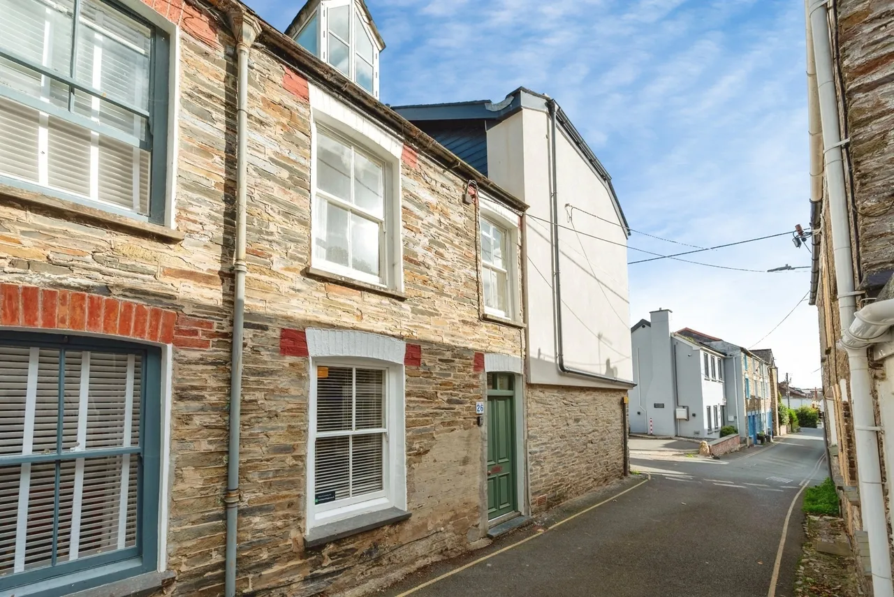 2 bed house for sale, Church Lane, Padstow, PL28