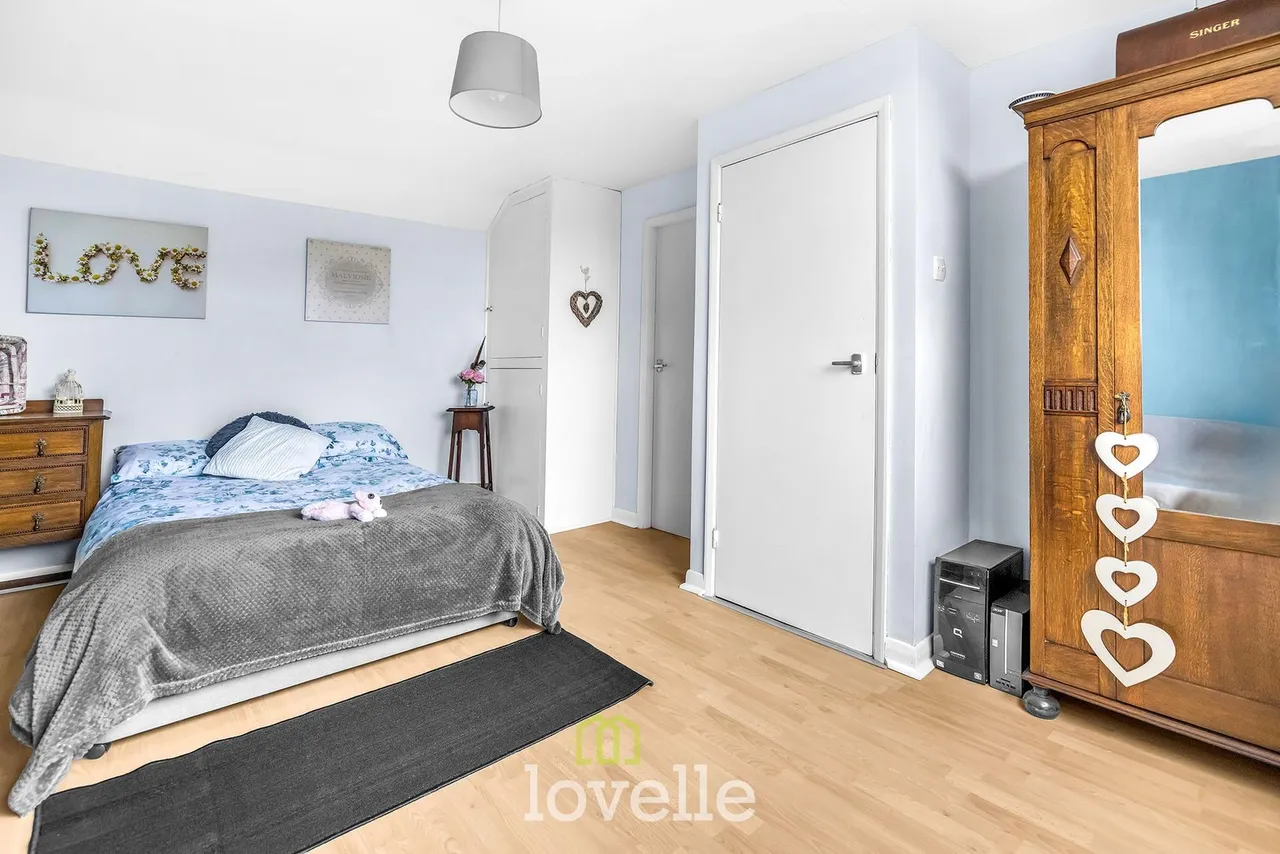 Pretymen Crescent, New Waltham, DN36, photo 16