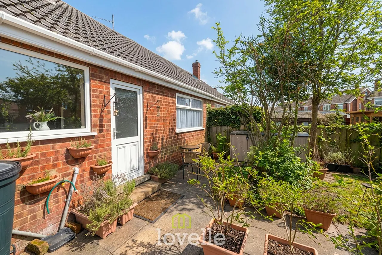 Pretymen Crescent, New Waltham, DN36, photo 18