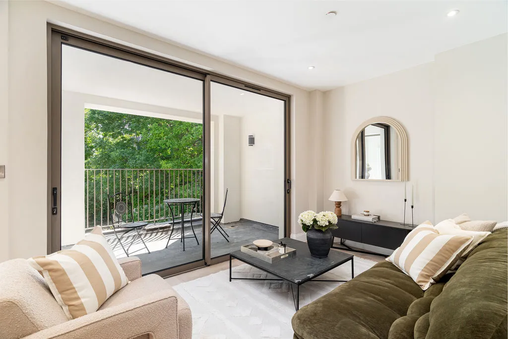 1 Smitham Bottom Lane, Purley CR8 3DE, photo 5