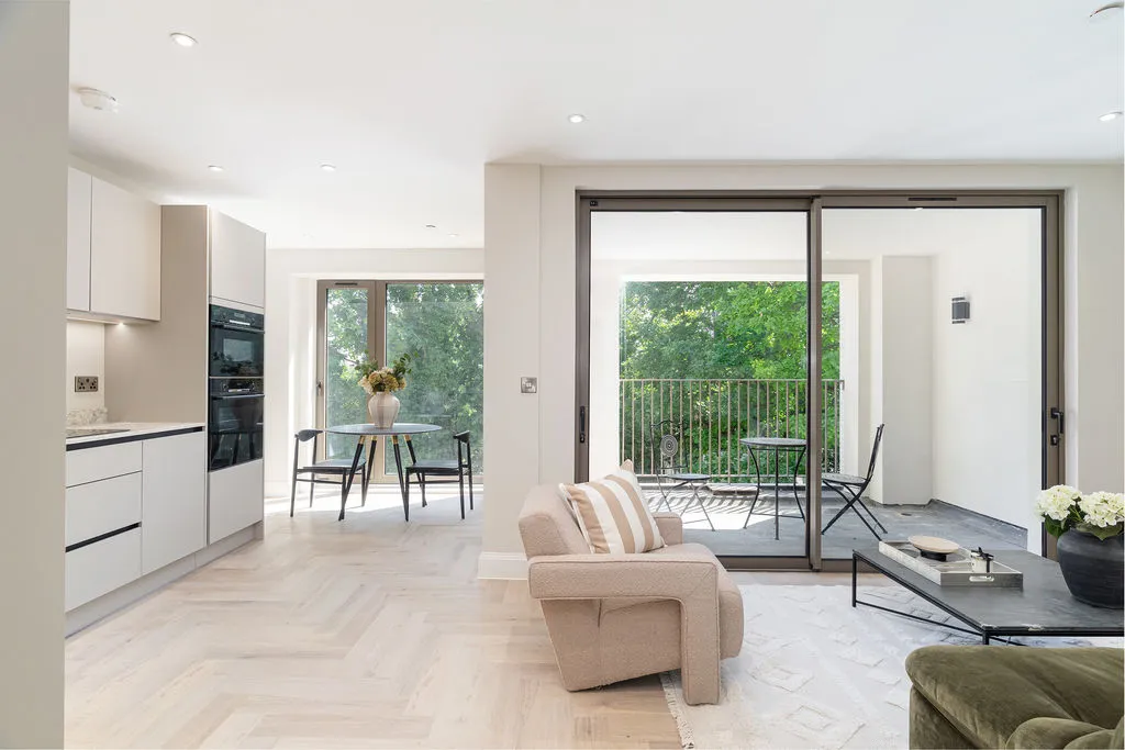 1 Smitham Bottom Lane, Purley CR8 3DE, photo 7