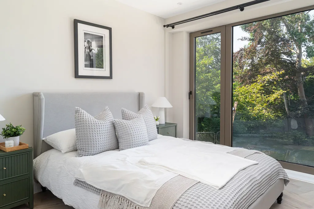 1 Smitham Bottom Lane, Purley CR8 3DE, photo 8