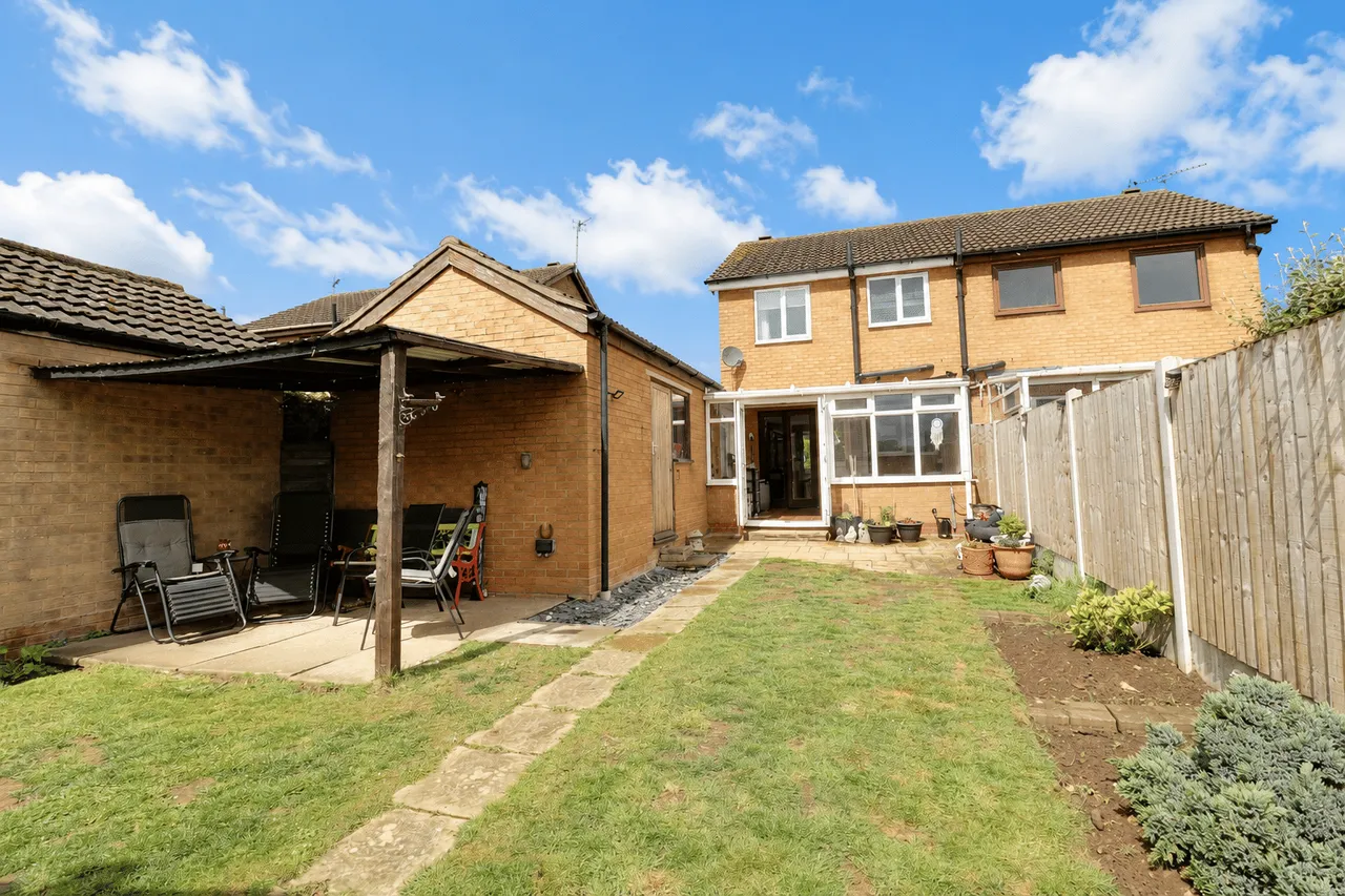 Town Hill, Broughton, DN20, photo 2