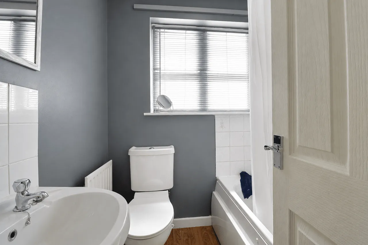 Town Hill, Broughton, DN20, photo 12