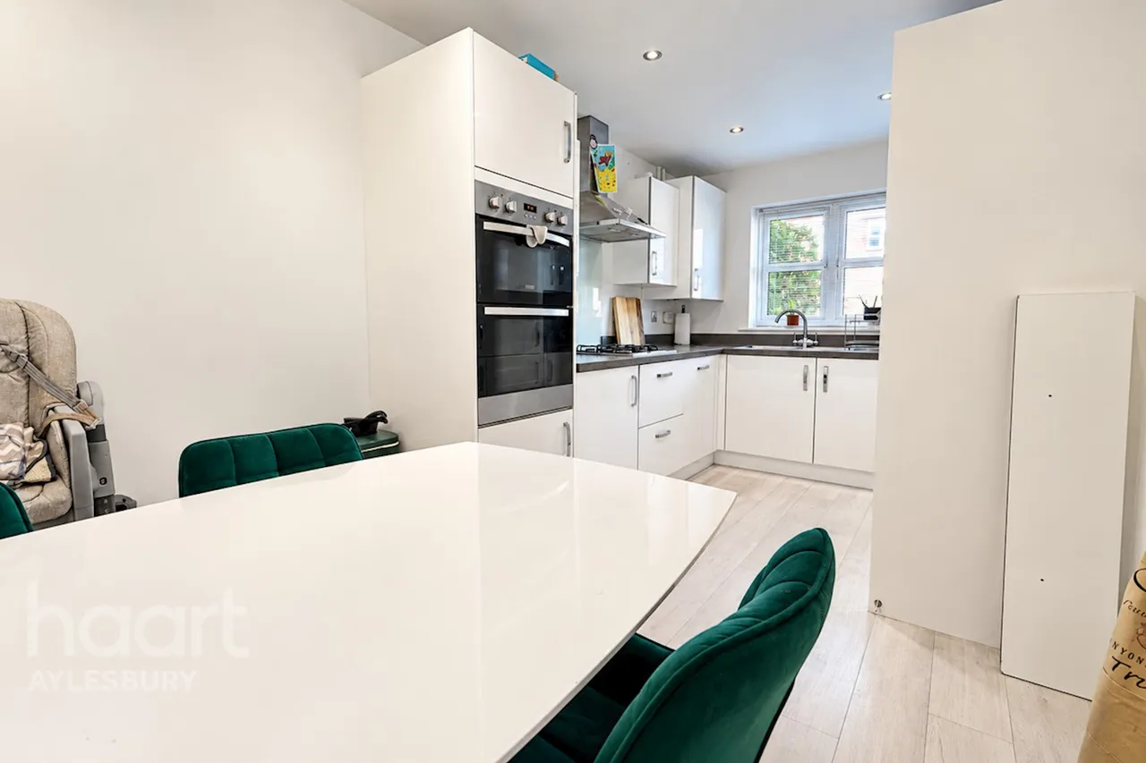 Herman Street, Aylesbury, HP18, photo 5