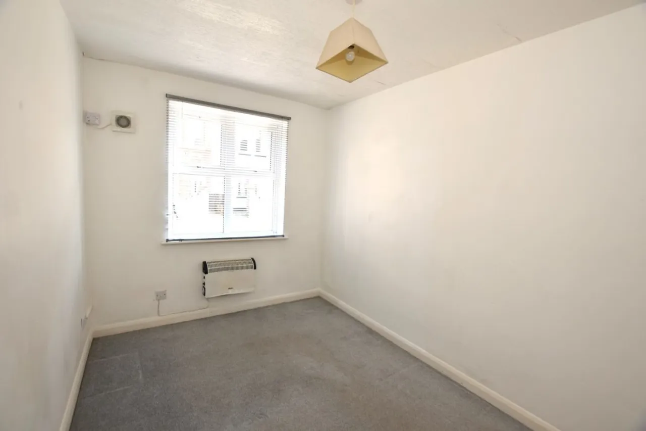Birches Court, The Barracks, LE9, photo 9