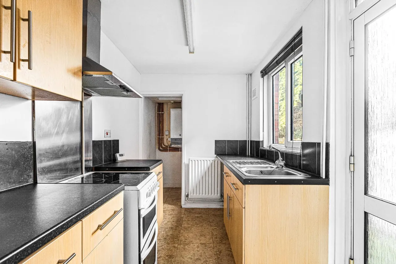 Westbury Road, Nuneaton, CV10, photo 8