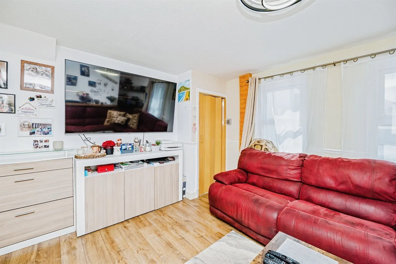 Heol Ynysawdre BRIDGEND, CF32, photo 8