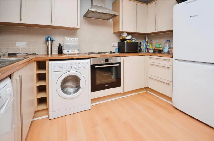Pine Street, Aylesbury, HP19, photo 5