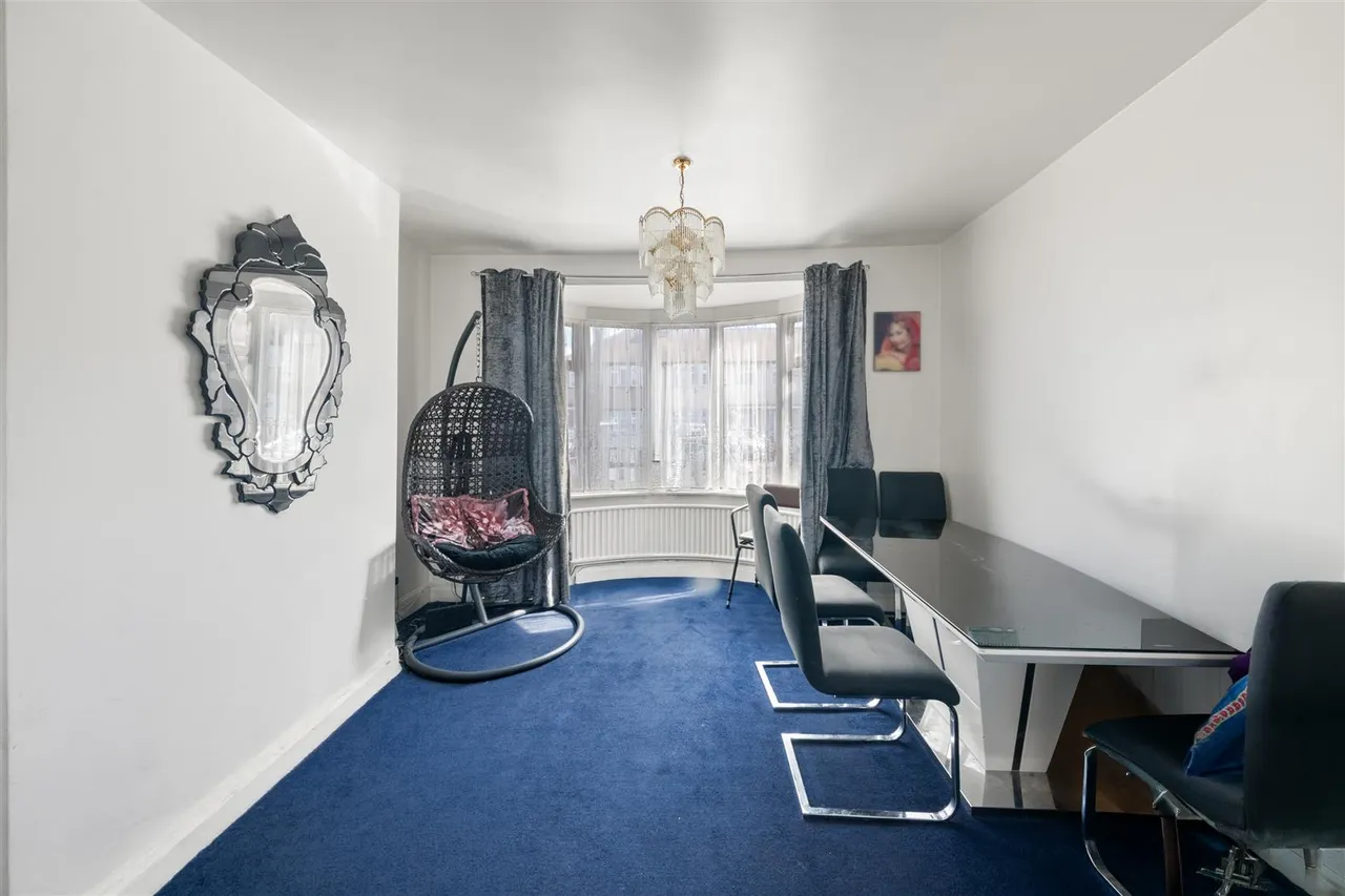 Bourne Avenue, Hayes, photo 5