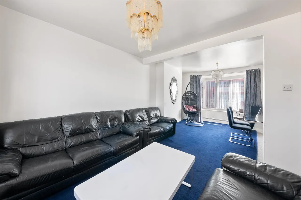 Bourne Avenue, Hayes, photo 3