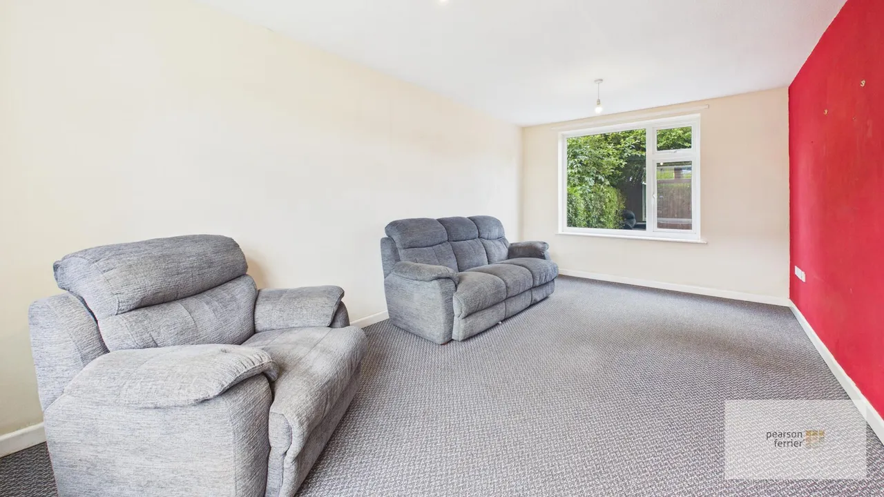 St Andrews Close, Ramsbottom, BL0 9LA, photo 3