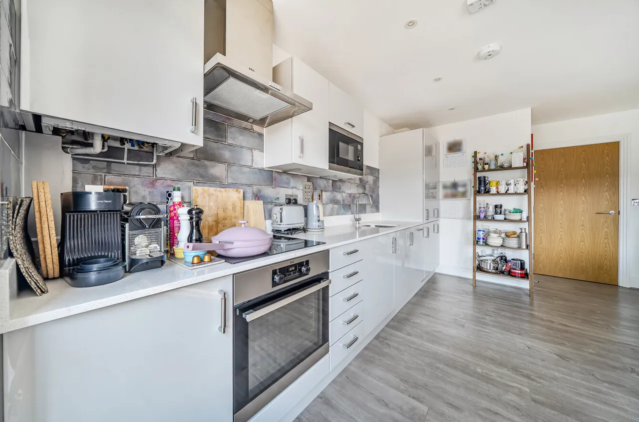 Wharf Road, Guildford, GU1, photo 11