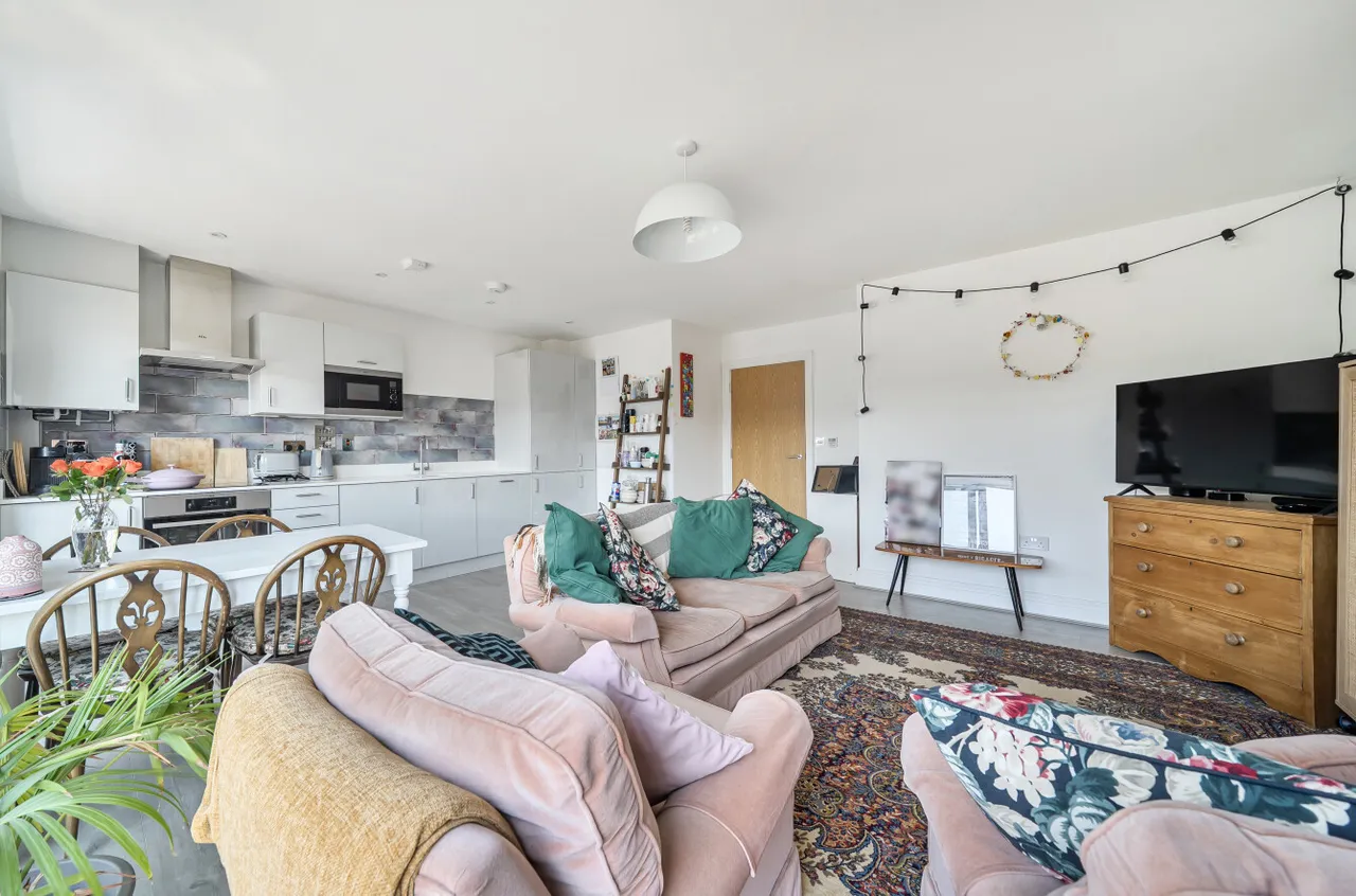 Wharf Road, Guildford, GU1, photo 10