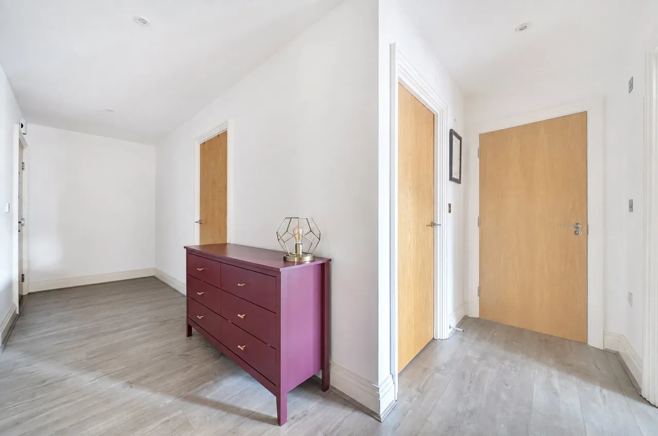 Wharf Road, Guildford, GU1, photo 8