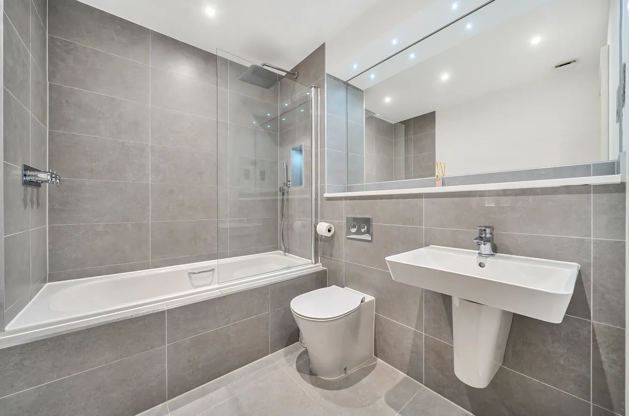 Wharf Road, Guildford, GU1, photo 9