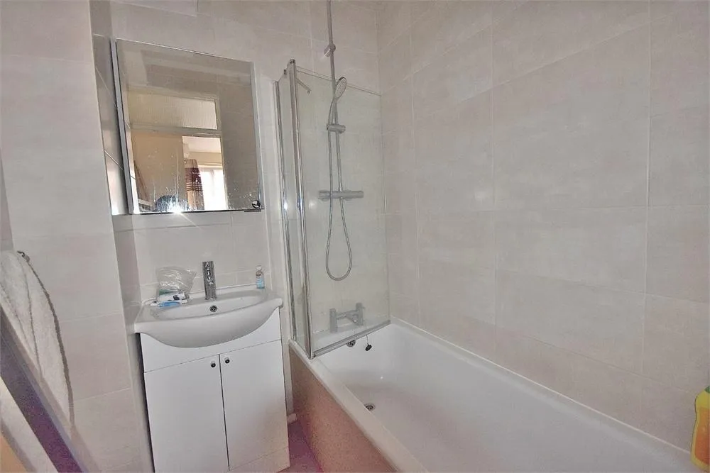 99 Adnitt Road, Abington, NN1 4LF, photo 6
