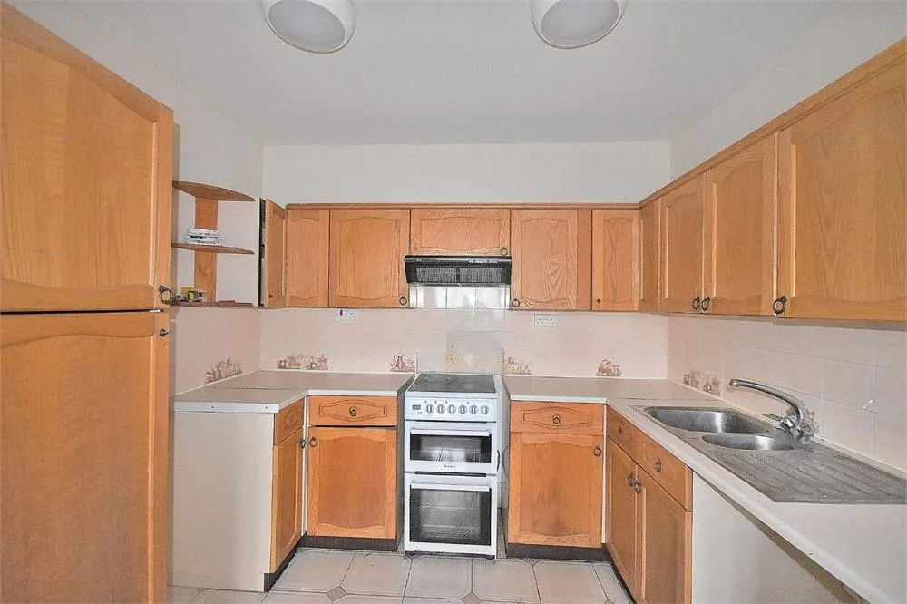 99 Adnitt Road, Abington, NN1 4LF, photo 2