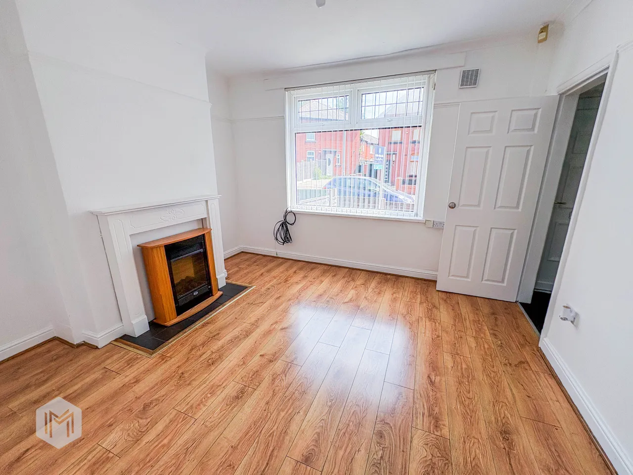 Willow Street, Bury, BL9 7QZ, photo 3