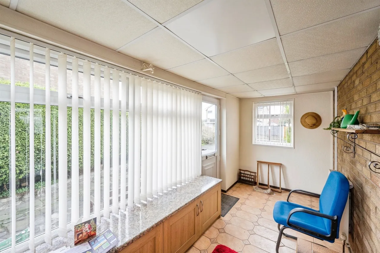 Gayton Close, Balby, Doncaster, photo 9