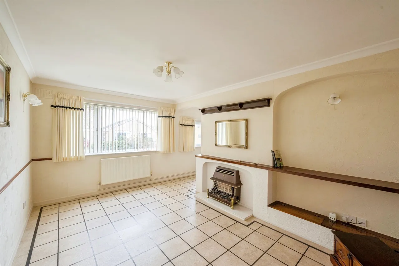 Gayton Close, Balby, Doncaster, photo 6