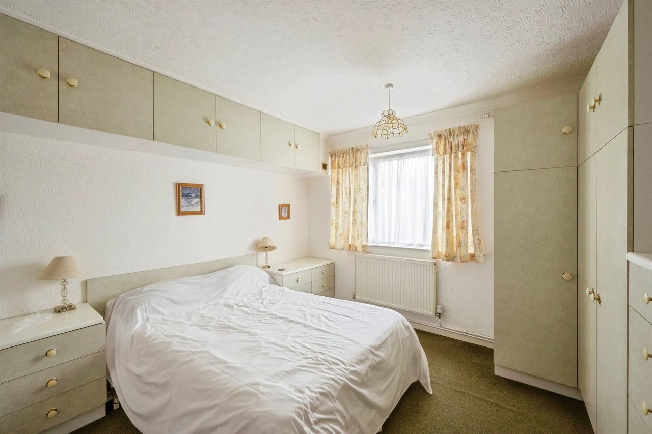 Gayton Close, Balby, Doncaster, photo 12