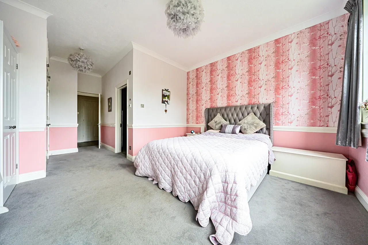 Tudor Close, Chichester, PO19, photo 7