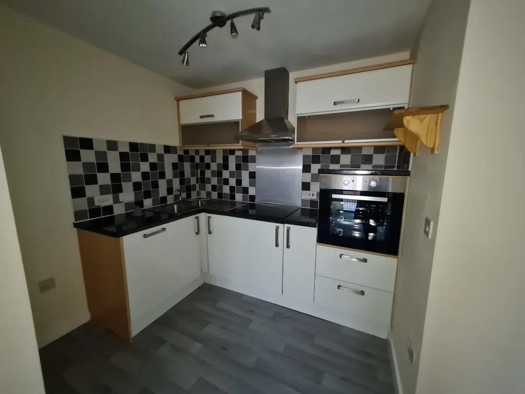 Mossley Road, Ashton-Under-Lyne, OL6, photo 2
